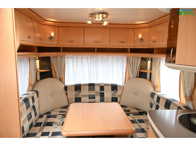 Hobby De Luxe 460UFe foto: 8