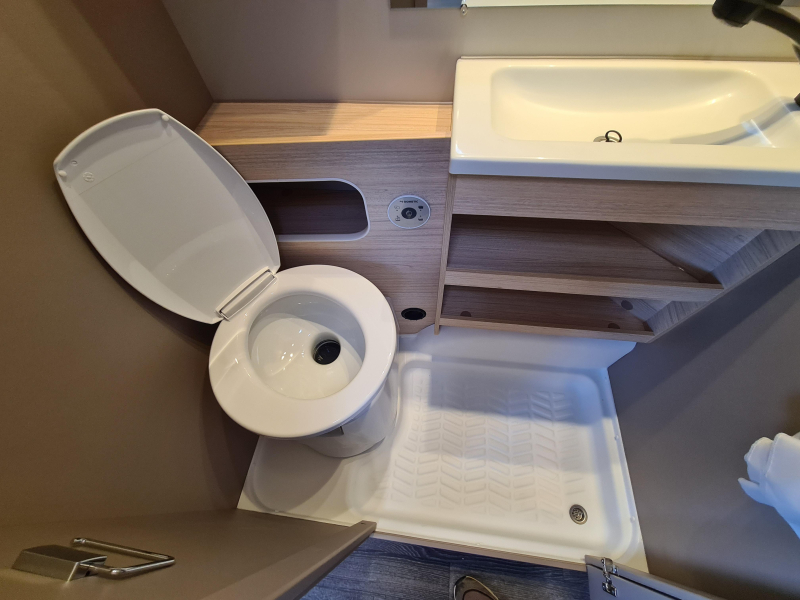Weinsberg CaraLife 470 EU -2027-  foto: 21