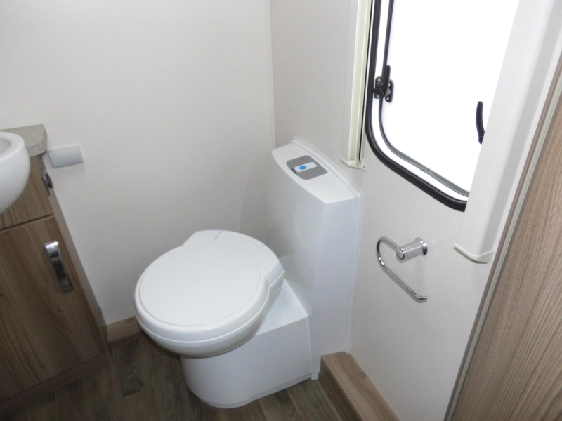 Sprite Cruzer 495 SR Cassetteluifel!  foto: 6