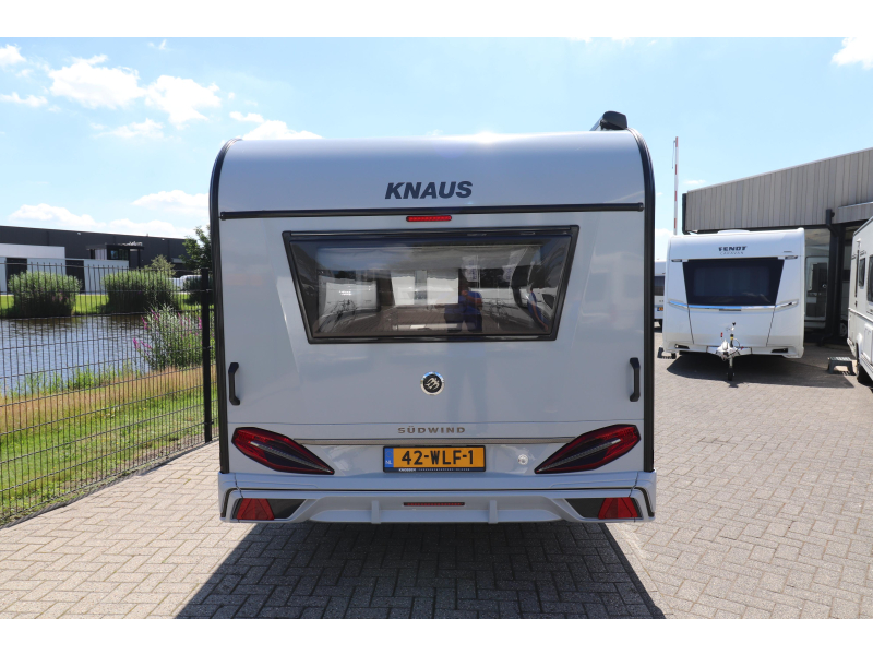 Knaus Sudwind 60 Years 450 FU Luifel/ Campovolo Gas 