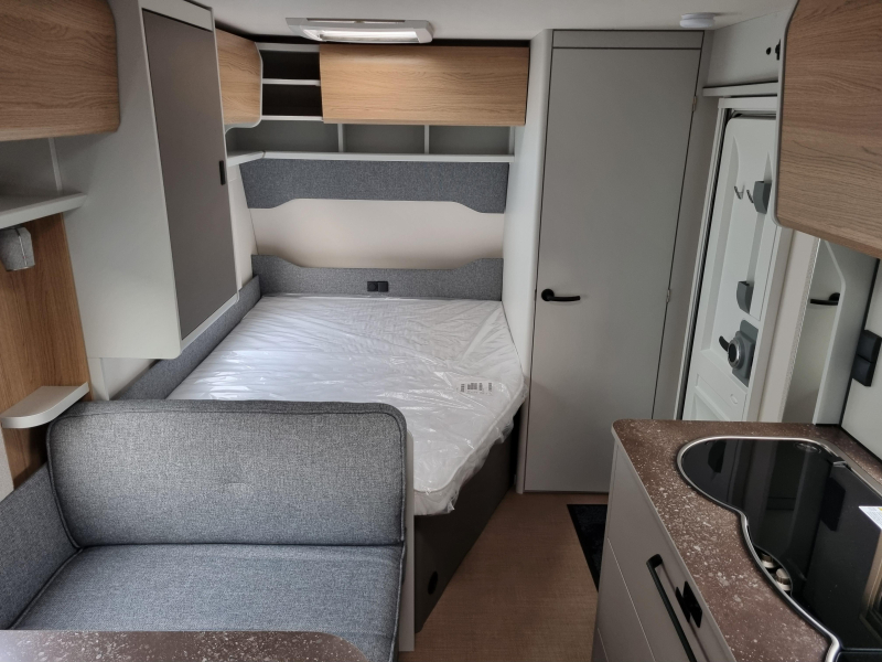 Bürstner B66 480 TK - Stapelbed -  foto: 3