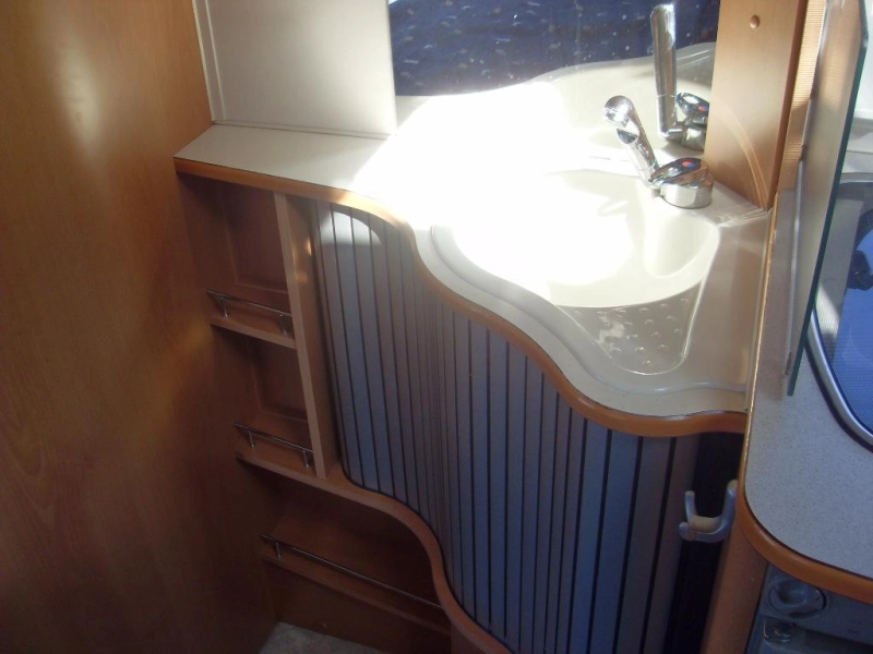 Kip Cruise Edition 41 TDB Traveller met Mover  foto: 5