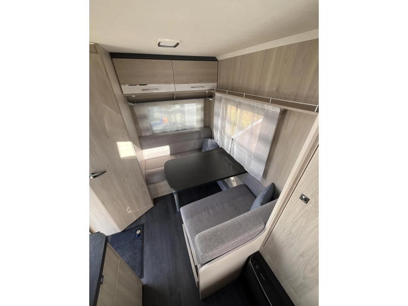 Caravelair Antares Titanium 390 COMPACT-VOORTENT 
