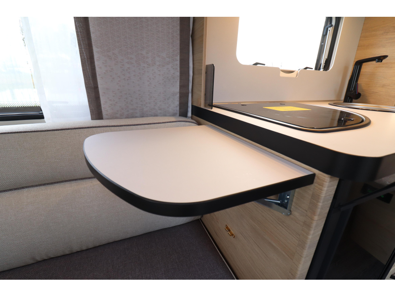 Weinsberg CaraOne Edition HOT 450 FU MODEL 2026 Frans Bed 927  foto: 14