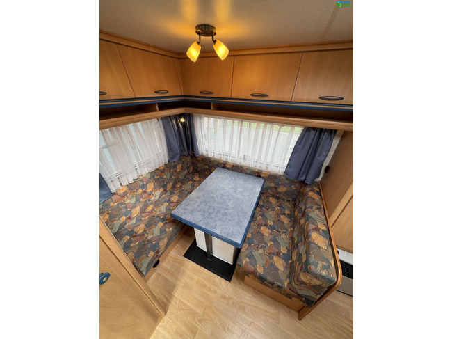 Hobby De Luxe Easy 400SF foto: 12