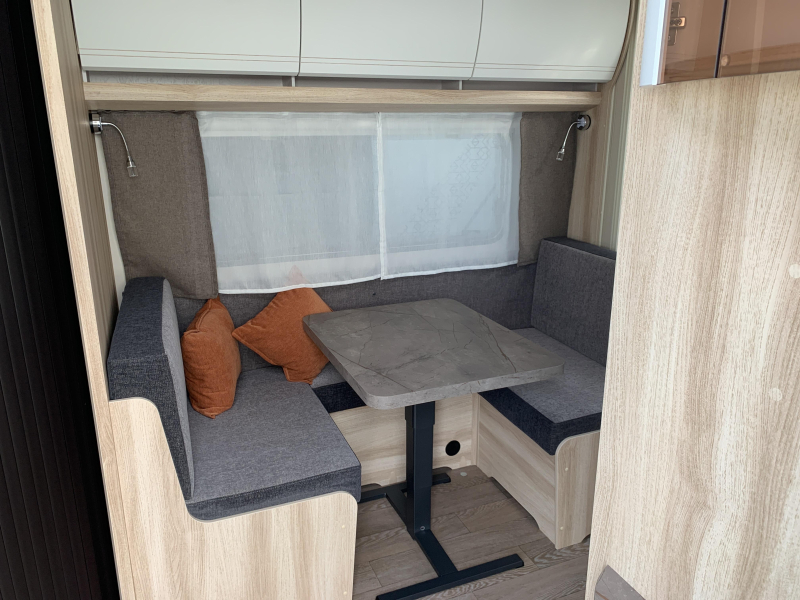 Hobby De Luxe 460 SL Model 2026  foto: 7