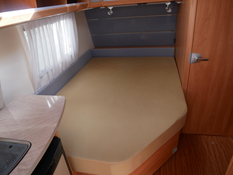 Dethleffs Camper 450 FL Mover, luifel, fietsrek  foto: 12