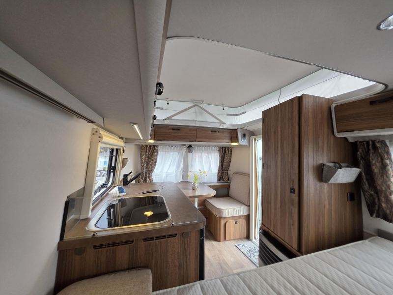 Eriba Touring Legend 310 2023 Truma Mover Hymer  foto: 7