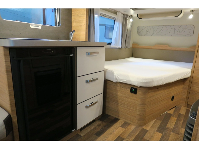 Weinsberg CaraOne Edition HOT 450 FU MOVER+VOORTENT+FIETSENDR.  foto: 8