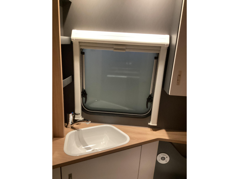 Knaus Sport 420 QD dwarsbed  foto: 13