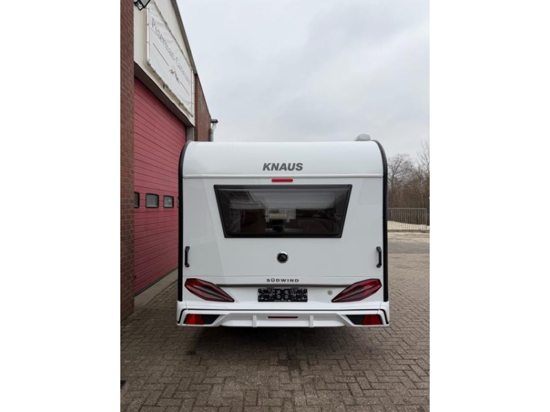 Knaus Sudwind 60 Years 460 EU Incl. Mover en Luifel  foto: 3