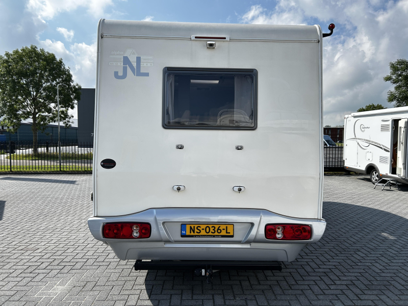 Elnagh M200 CPT Rolstoel-camper met lift  foto: 24