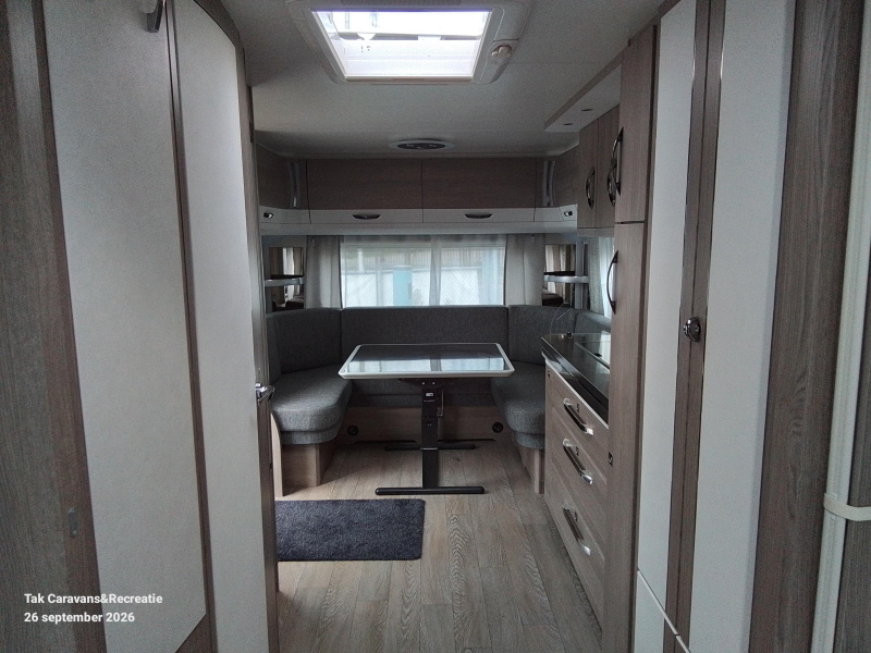 Hobby Prestige 560 UL Aparte bedden+rondzit  foto: 5