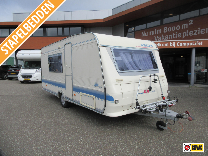 Adria Unica B 502 UK 5 PEROONS MET STAPELBED 