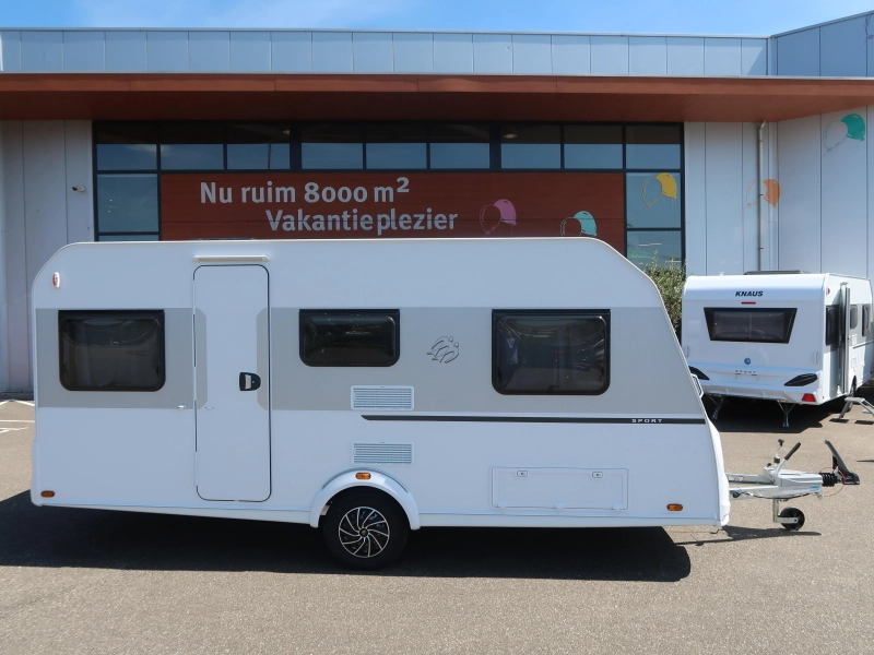 Knaus Sport 460 EU ENKELE BEDDEN / RUIME ZIT  foto: 1