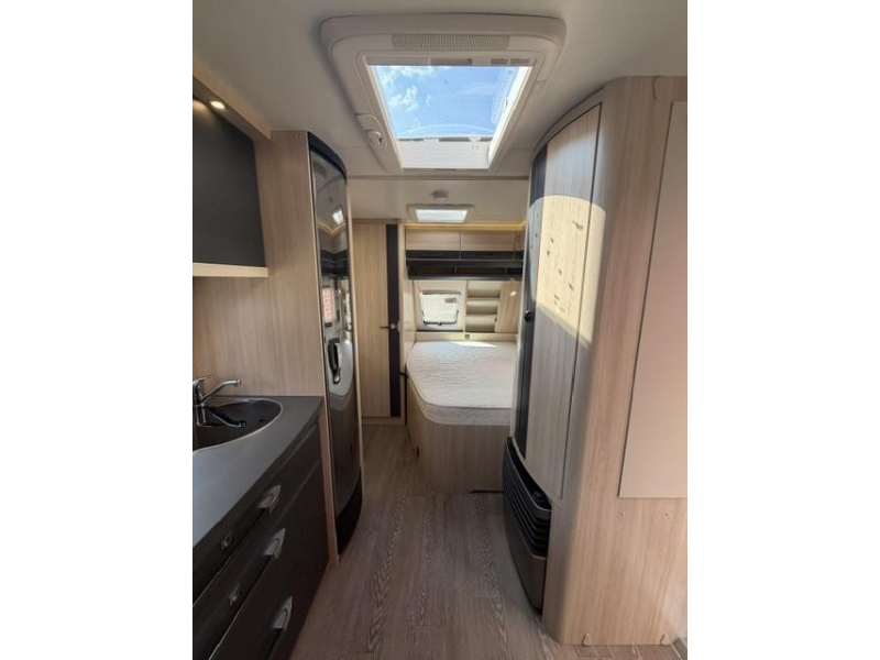 Hobby De Luxe Edition 460 UFE Incl. Luifel en Mover  foto: 14