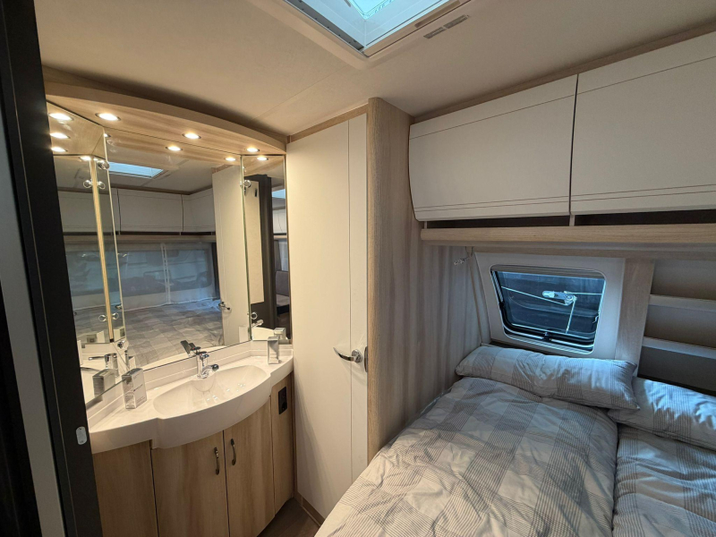 Hobby De Luxe 460 UFE ACTIEPRIJS!  foto: 7