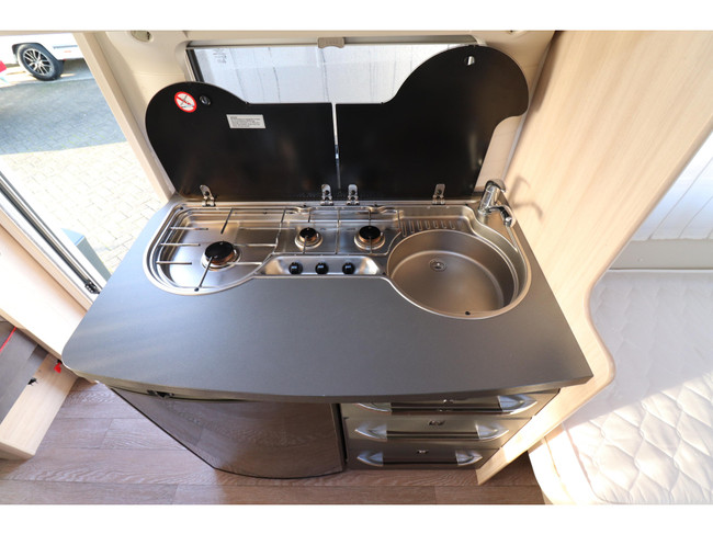 Hobby De Luxe Edition 460 LU Unico/ Mover/ Compleet foto: 11