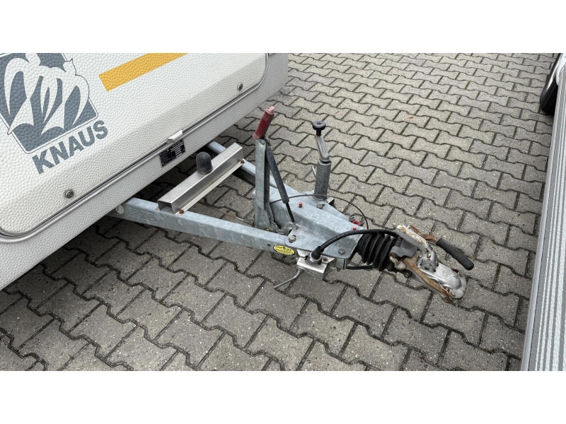 Knaus Sudwind 450 rondzit dwars bed toilet  foto: 14