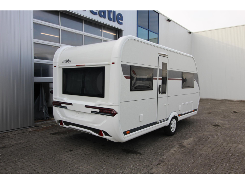 Hobby De Luxe 460 UFE Modeljaar 2027 