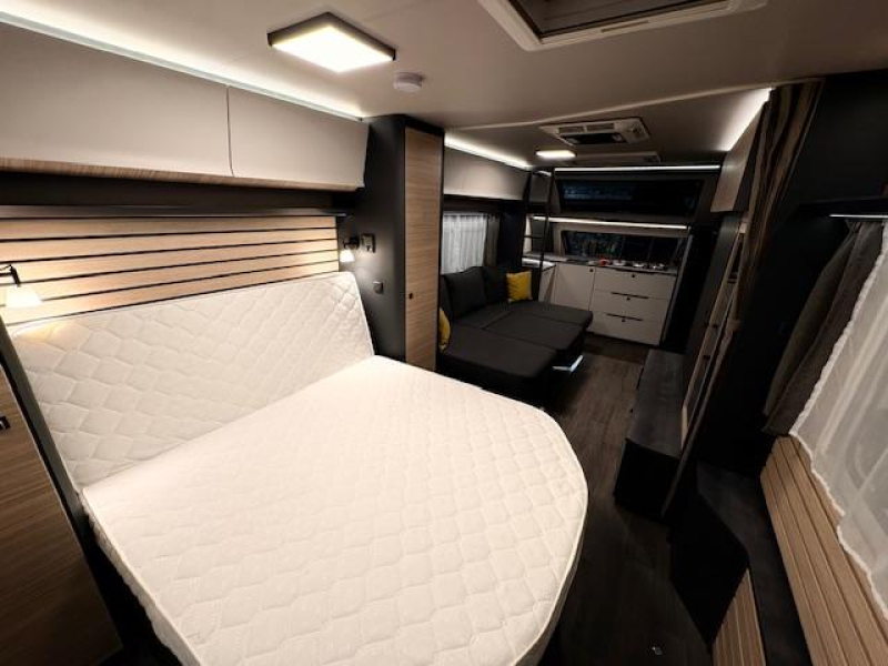 Hobby Maxia 660 WQM in nieuwstaat  foto: 17