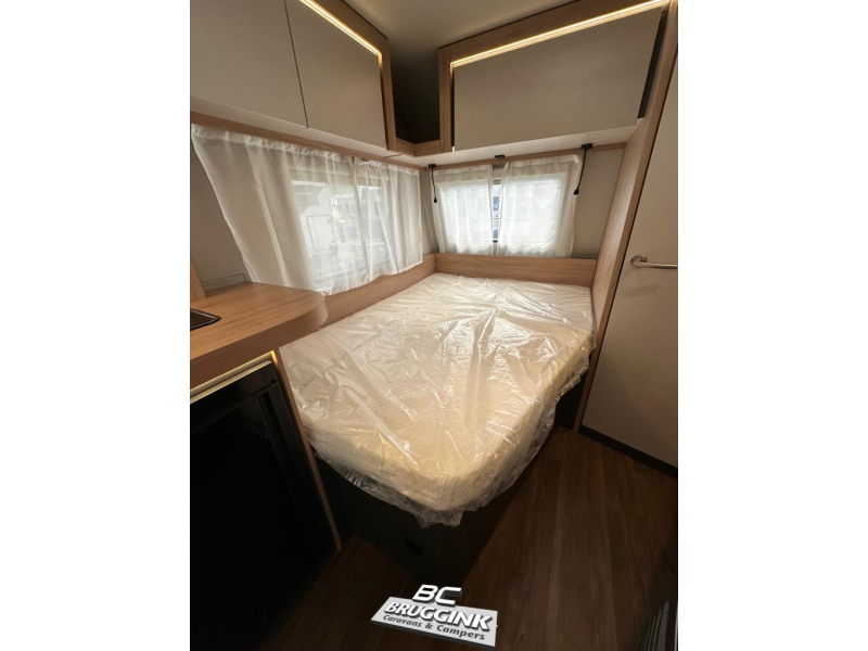 Knaus Sport 450 FU FRANS BED VLOERVERWARMING  foto: 5