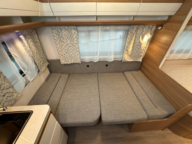 Hobby De Luxe 400 SFe foto: 6