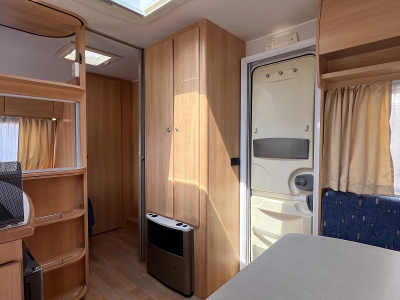 Home-Car Racer Sunset 45 frans bed rondzit toilet  foto: 7