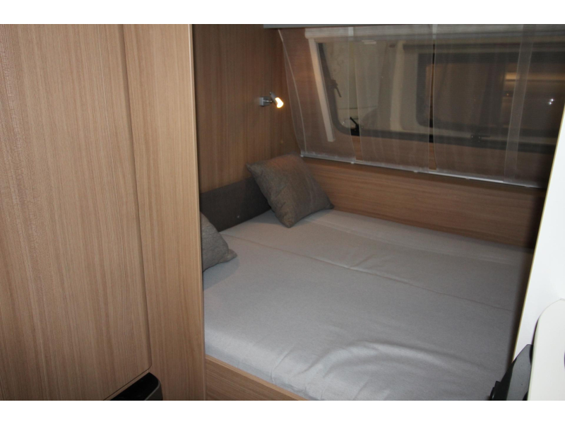Adria Aviva Lite 390 PS Mover,Voortent,Fietsenrek  foto: 11