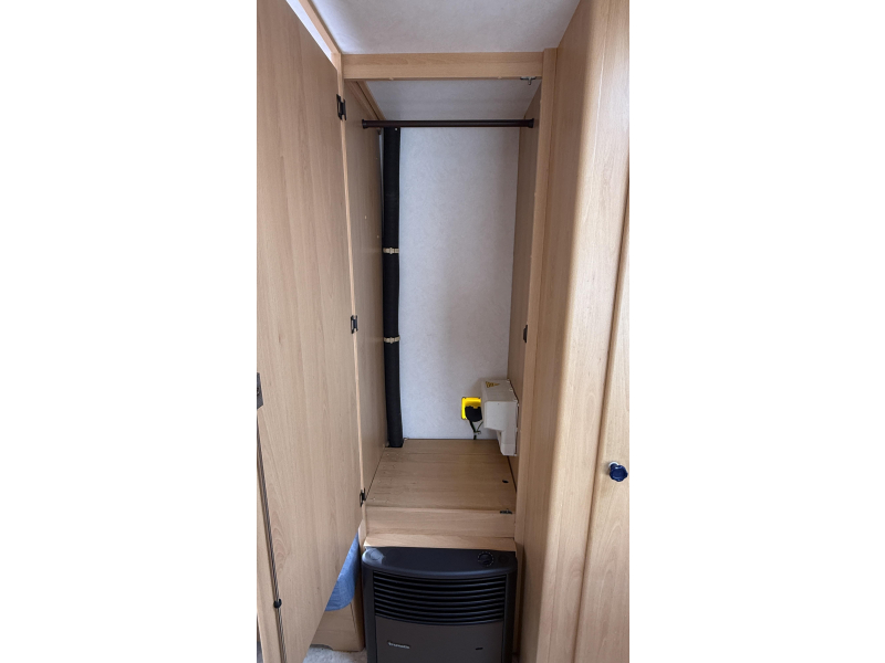 TEC Tour 450 standaard zit bed toilet  foto: 4