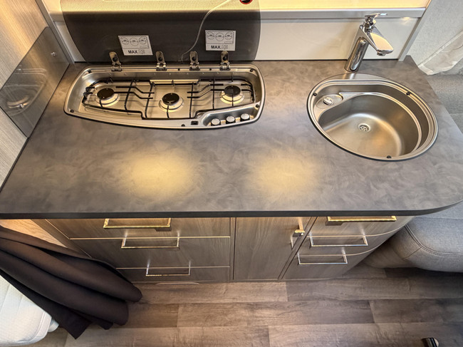 Kabe Safir 600 TDL KS- LENGTE BEDDEN- ALDE foto: 9