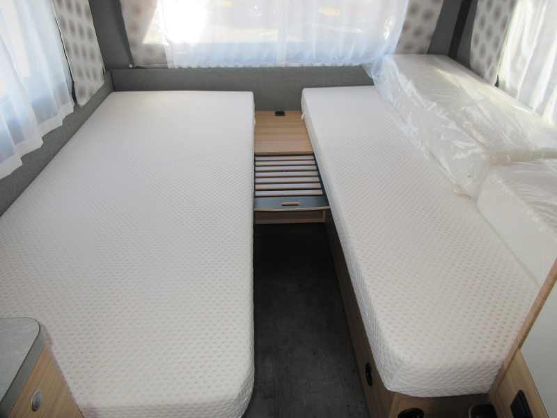 Dethleffs Nomad Avantgarde 510 LE ALS NIEUW! HOGE KOELKAST. 