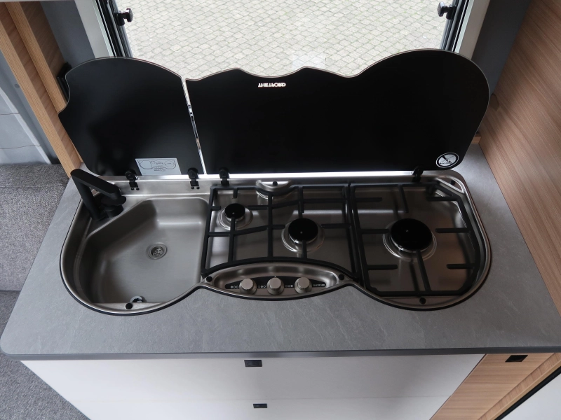 Dethleffs Camper 470 FR 