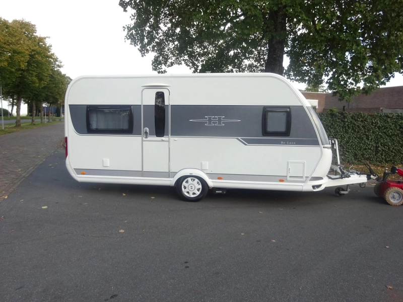 Hobby De Luxe 460 UFE 
