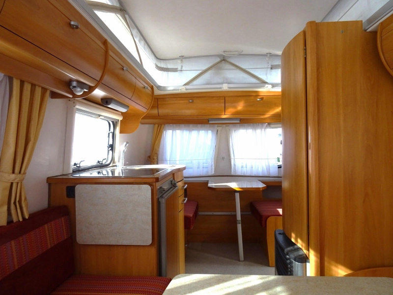 Eriba Touring 410 GT hele mooie uitvoering  foto: 2