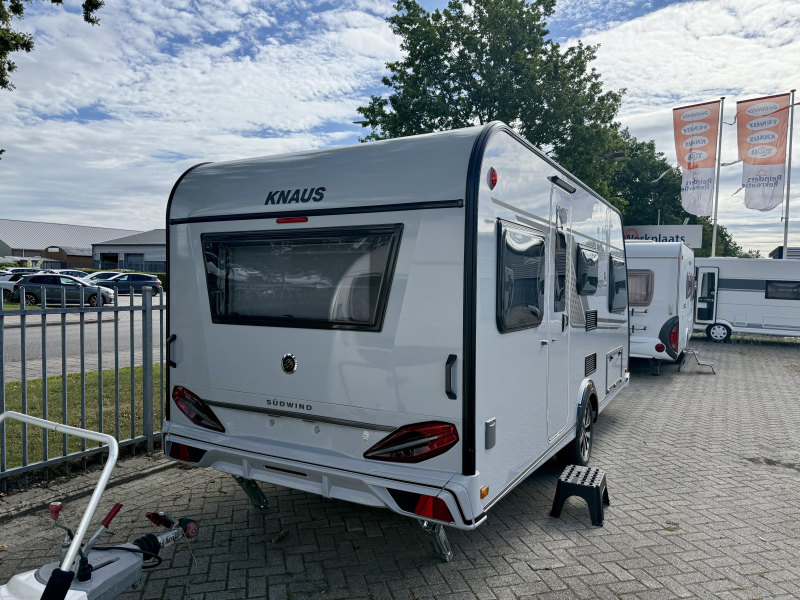 Knaus Sudwind Black Selection 460 EU Zomer Airco Actie! 