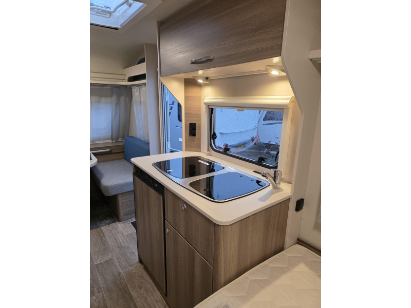 Dethleffs C'Joy 460 LE Enkele Bedden TENT 2017  foto: 7