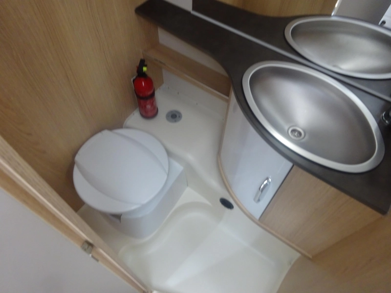 Eriba Living 450  foto: 18