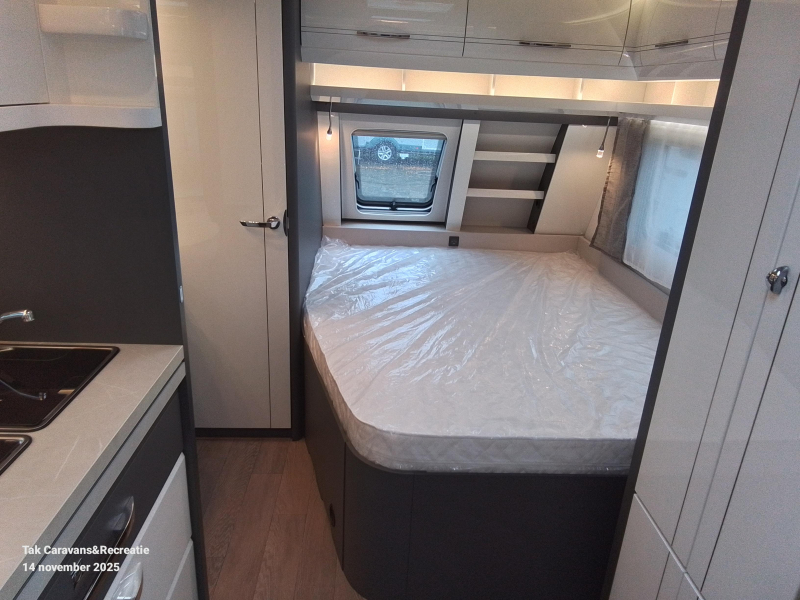 Hobby Excellent 560 CFE Model 2026 Grote C Zit  foto: 11