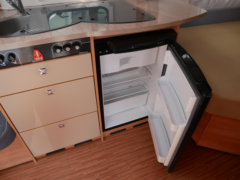 Dethleffs Camper 450 FL Mover, luifel, fietsrek  foto: 9