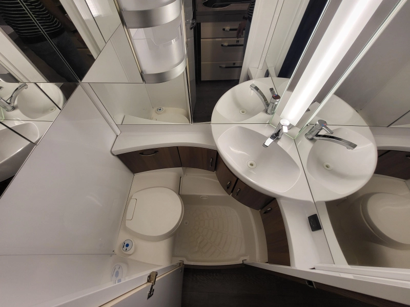Hobby Prestige 620 CL mover, voortent, fietsenr  foto: 14