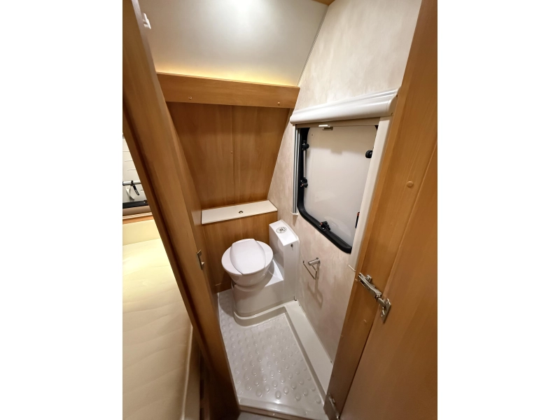 Kip Isa White 41 TDB FRANSBED VOORTENT MOVER  foto: 16