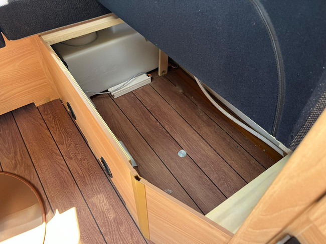 Knaus Südwind 500 EU Silver Selection | Elektrische Luifel | Vol Automatische Mover | Alko ATC Systeem | Boiler | Enkele bedden | Rondzit foto: 11