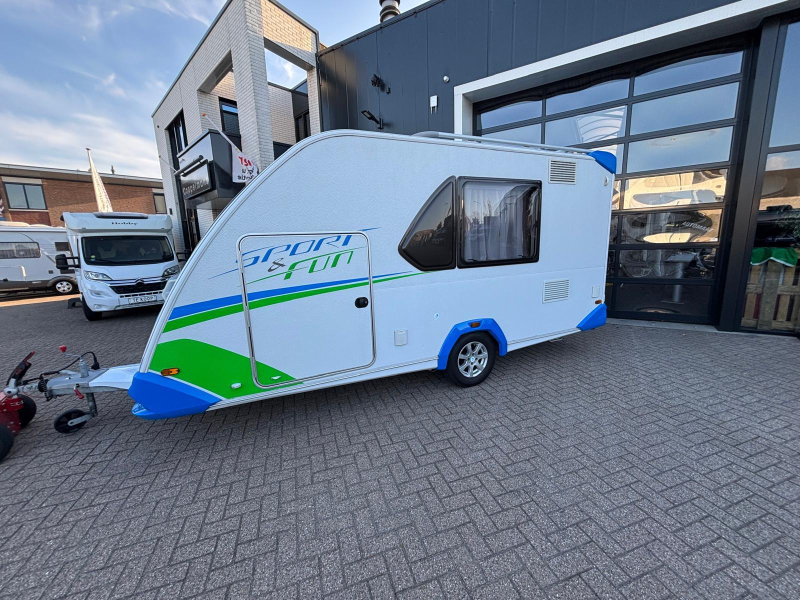 Knaus Sport en Fun 480 QL Mover Cassetteluifel 