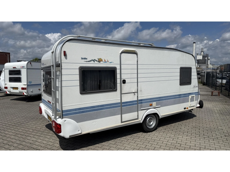 Hobby De luxe Easy 460 UFE frans bed rondzit toilet  foto: 13
