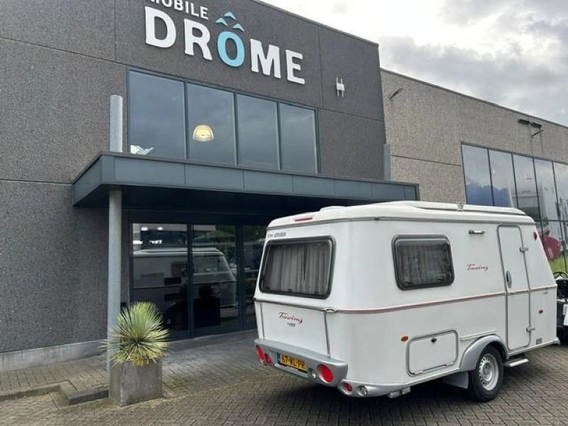 Eriba Touring Triton 418 UNICO VOORTENT  foto: 2