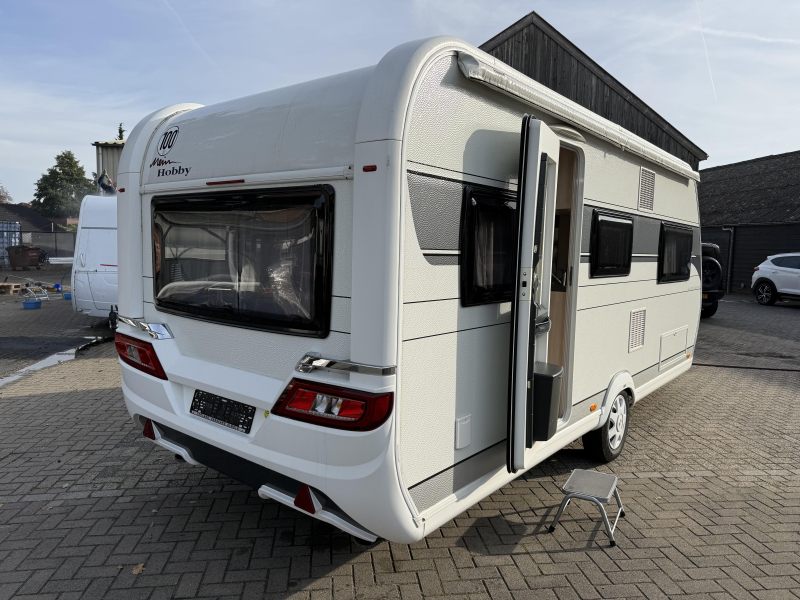 Hobby De Luxe Edition 495 UL 2 BEDDEN MOVER LUIFEL TOP 