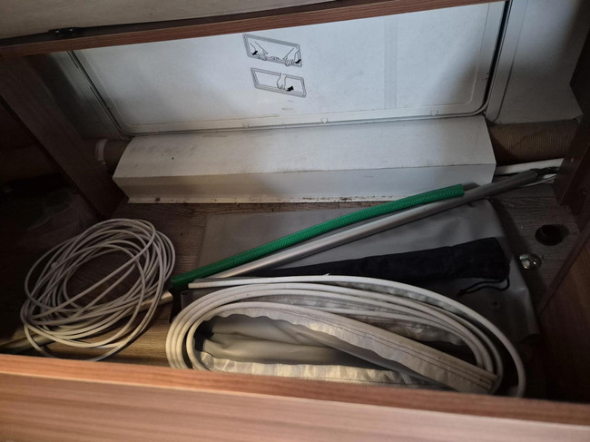 Hobby 540 UFF Nw staat. Queens bed, mover + Thule luifel foto: 20