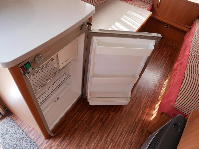 Eriba Touring Triton 420 Mover, fietsendrager  foto: 15