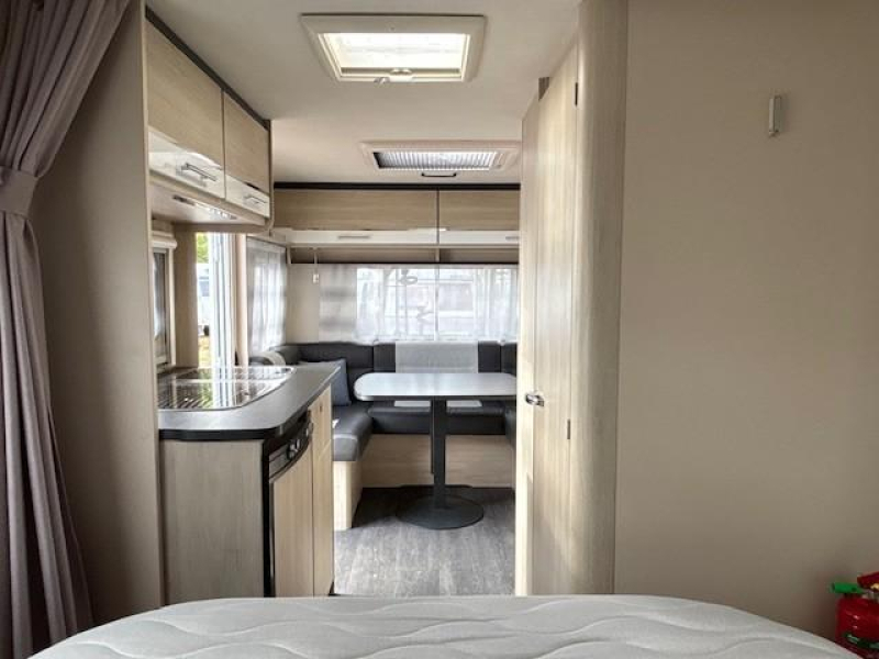 Caravelair Antares Style 470 mover, luifel, fietsenrek  foto: 18